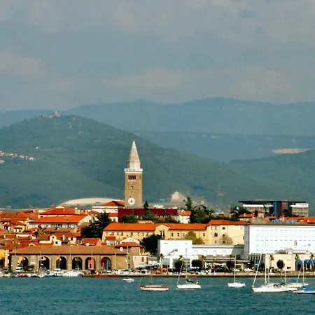 Ines Apartamento Zgornje Skofije